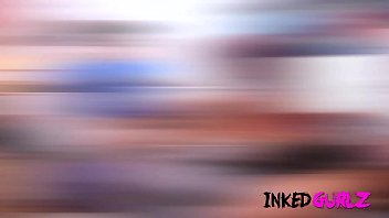 Tiga Badan Bergelora: Ibu Tiri Bergincu Tinta Dan Nafsu Yang Membara