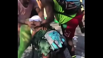 Suami Ikut Bergabung Dalam Lingkaran Ranjang Istrinya