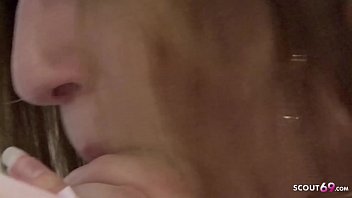 Kakak Tiri Ketahuan Nonton Film Porno Dan Langsung Ditiduri