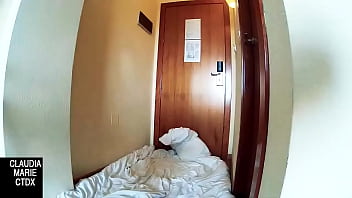 Memainkan Lubang Pantat Pacarnya Lalu Meminta Susu