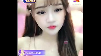 Gadis Asia Manis Banget Lagi Live Di Uplive, Bikin Panas Dan Pengen Liat Lebih