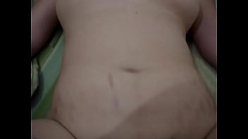 Istri Tionghoa Dikentalkan Pelan-pelan