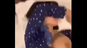 Wanita Tiongkok Yang Haus Digoyang