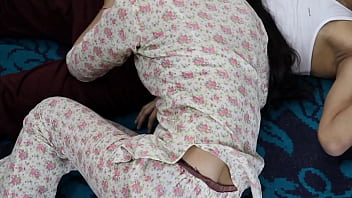 Nafsu Keluarga India Panas Dengan Video Porno Desi Hd Berbahasa Hindi