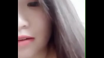 Gadis Tionghoa Mainkan Memeknya