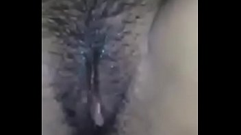 Adik Kandung India Dihardiki Dengan Suara Erang Dalam Bahasa Hindi