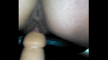 Perempuan Jalang Mainin Mainan Dan Ngeseks Minta Kontol