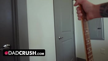 Anak Tiri Chanel Camryn Dihajar Ayah Tirinya Karena Berani Unggah Foto Bugil