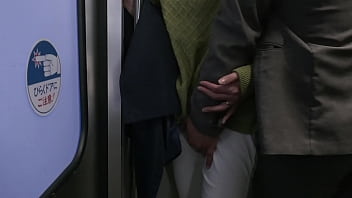 Kereta Goyang Ibu Paruh Baya: Hagino Masako Digoda Dan Diperkosa Di Kereta