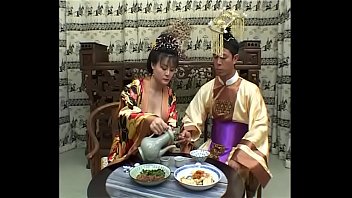 Kaisar Tiongkok Dan Gairah Ranjangnya Yang Menggoda