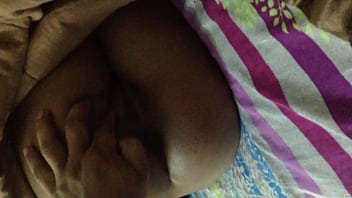 Gadis India Digoyang Dan Dijilat Memeknya Oleh Cowok Delhi