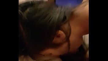 Gadis Indonesia Mengulum Dan Menghisap Kontol Seperti Permen Bagian 2