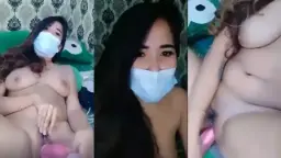 Desahan Mesra Miss Mozza Saat Mengocok Memeknya