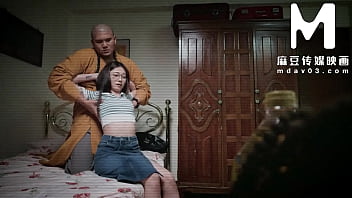 Biksu Shaolin Tiongkok Gunakan Kontolnya Untuk Bantu Pemuja Wanita