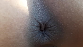 Uma Delícia Me Acompanhando Pro Canavial Pra Gente Se Acabar De Tesão