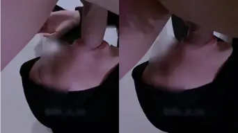 Hijab Hitam Mengulum Ganas Di Kamar Mandi, Basah Dan Panas Meronta-ronta