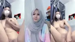Live Streaming Hijab Berakhir Dengan Masturbasi Menggairahkan