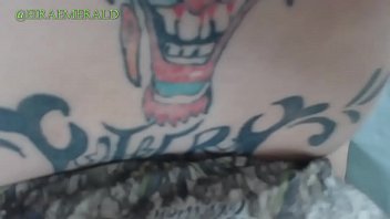 Kakak Tiriku Yang Montok Dan Menggoda