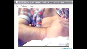 Pamer Tubuh Seksi Di Webcam Turki