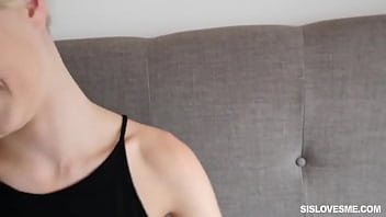 Adik Tiri Pirang Elsa Jean Ditembak Hingga Tumpah