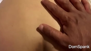 Milf Asia Berpantat Besar Dihajar Anal Sampai Puas