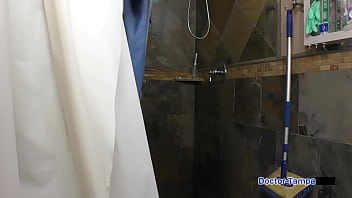 Goyangan Seksi Dr Tampa Dan Mina Moon Di Siccos Yang Membuat Nafsu Bergelora