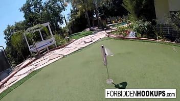 Gadis-gadis Liar Menggoda Dan Menggila Dengan Kakak Tiri Mereka!