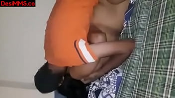 गर्म भारतीय भाभी की रसीली देह