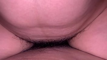 Istri Tua Taishan Yang Tak Tahan Rindu, Selingkuh Diam-diam Demi Kenikmatan Ranjang