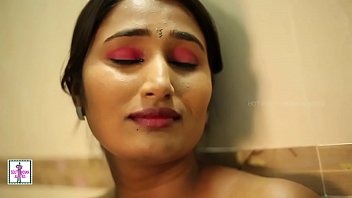 Gadis India Seksi Bercinta Di Kamar Mandi – Video Mesra Bocor