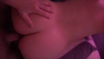 Ibu Tiri Dan Anak Tirinya Bersiap Tidur – Brianna Beach – Ibu Yang Didahulukan – Cuplikan