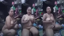 Mandi Basah-basahan, Kirim Video Panas Buat Pacar