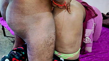 गर्म देसी पड़ोसन भाभी की रसीली चुदाई