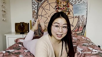 Gadis Tionghoa Imut Bergairah Saat Bikin Video Mesum Untuk Kami