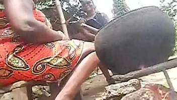 Dia Menangkapku Ngentot Adik Tiriku Di Rumah Nenek Tiriku, Lalu Bergabung Dalam Pesta Mesum Kami, Adegan Berdosa Di Afrika Bagian 2