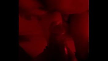 Goyang Anjing Dengan Memek Basah Milf Tionghoa Yang Masih Pakai Sepatu Boots Di London