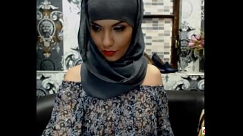 Vi Arab Menggoda Di Webcam, Video Hd Panas Untuk Kenikmatan Penuh