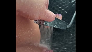 Gadis Arab Perawan Los Angeles: Saudara Tiri Seksi Dari Timur Tengah Yang Menggoda Di Amerika 2025