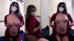 Zara Menggoda Dengan Uting Yang Menggairahkan