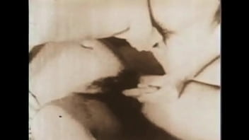 “vintage Mothers: Kisah Mesum Para Ibu-ibu Tua Dari Kehidupan Rahasia Seorang Bangsawan Inggris Era Victoria”