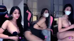 Reva Goyang Liar Dengan Payudara Terbuka