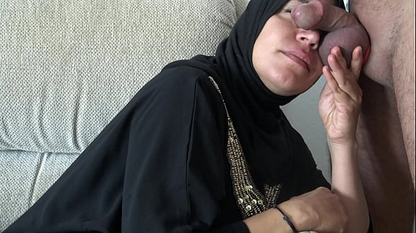 Istri Arab Yang Suka Dikentuti Dan Anak Tirinya Yang Ganas