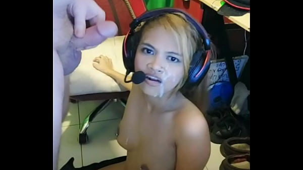 Pasangan Mesum Main Dnd, Crot Muka Dan Colmek Sampai Muncrat