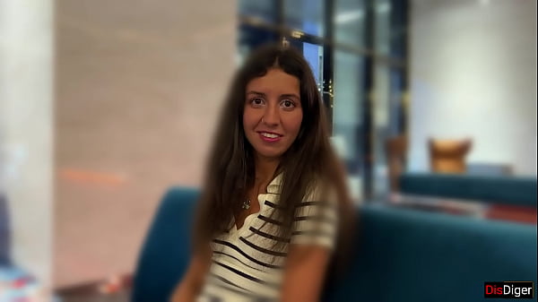 Agen Publik – Ditawari Wanita Rusia Untuk Bercinta Dengan Bayaran Di Hotel Mewah