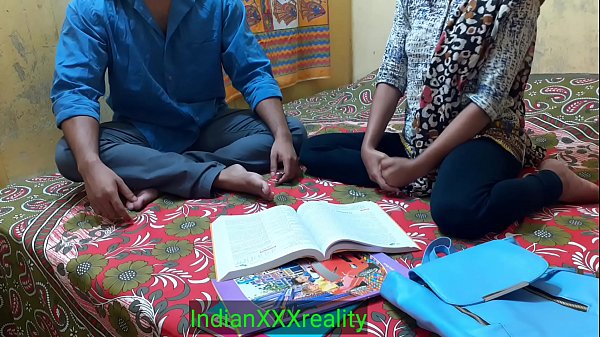 Kavita, Murid Terbaik India Yang Paling Hot, Beraksi Dengan Gaya Hindi Yang Menggoda