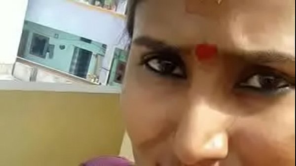 Kisah Panas Swathinaidu: Rayuan Di Ranjang