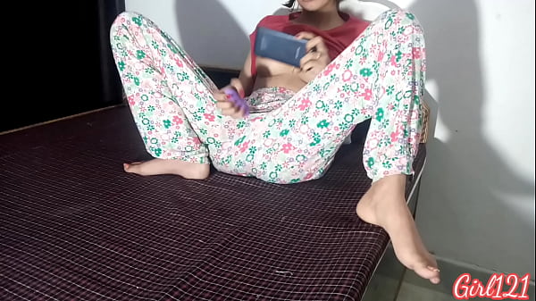 Gadis India Ketahuan Lagi Asyik Main Jari Sendiri
