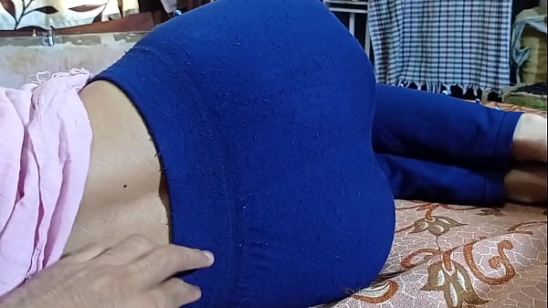 Adik Tiri India Yang Manis Dihardik Kakak Tiri, Adegan Mesra Penuh Gairah Dengan Audio Hindi Jernih, Video Seks Desi Yang Menggoda