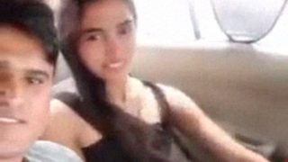 Gadis Kampus Delhi Sajeetha Digilir Di Mobil