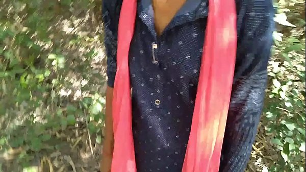 Desi Panas Di Luar Ruangan, Pacar Digoyang Keras Gaya Doggy Oleh Kekasih